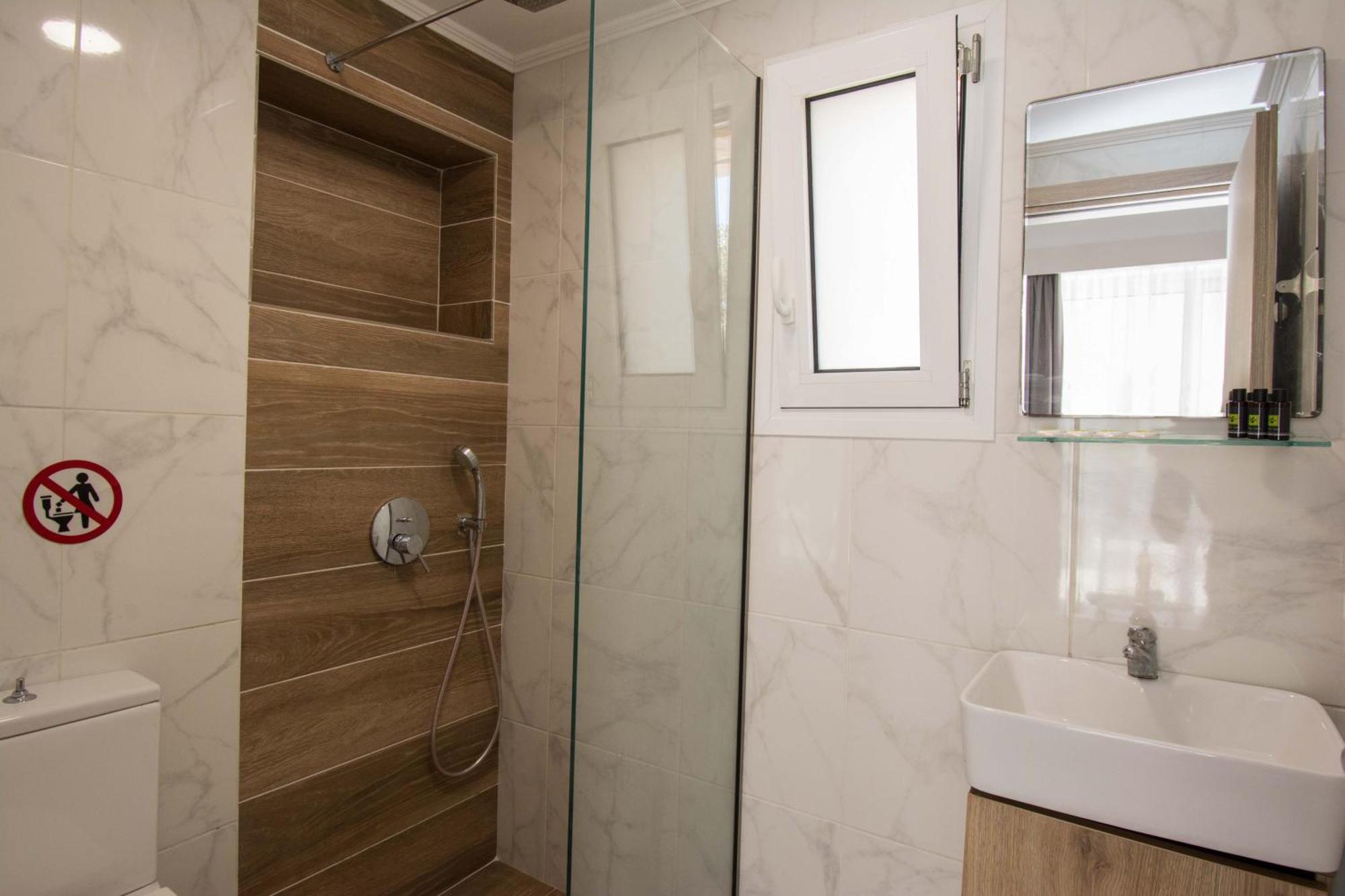 Michalianna Suites "By Checkin" Goúvai Luaran gambar